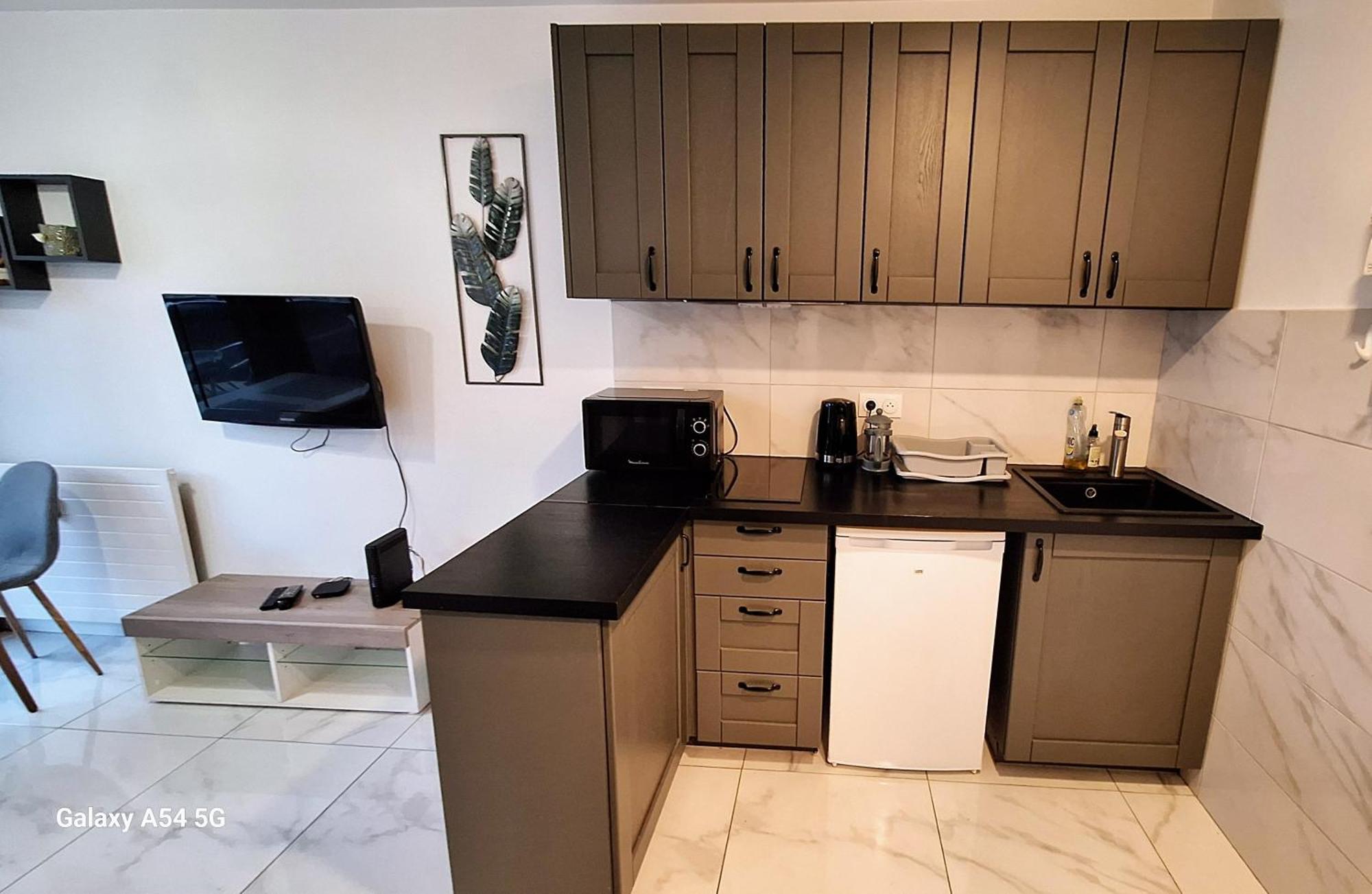 Cosy Studio 200 M From Nice Beach & Promenade Des Anglais Apartment Екстериор снимка