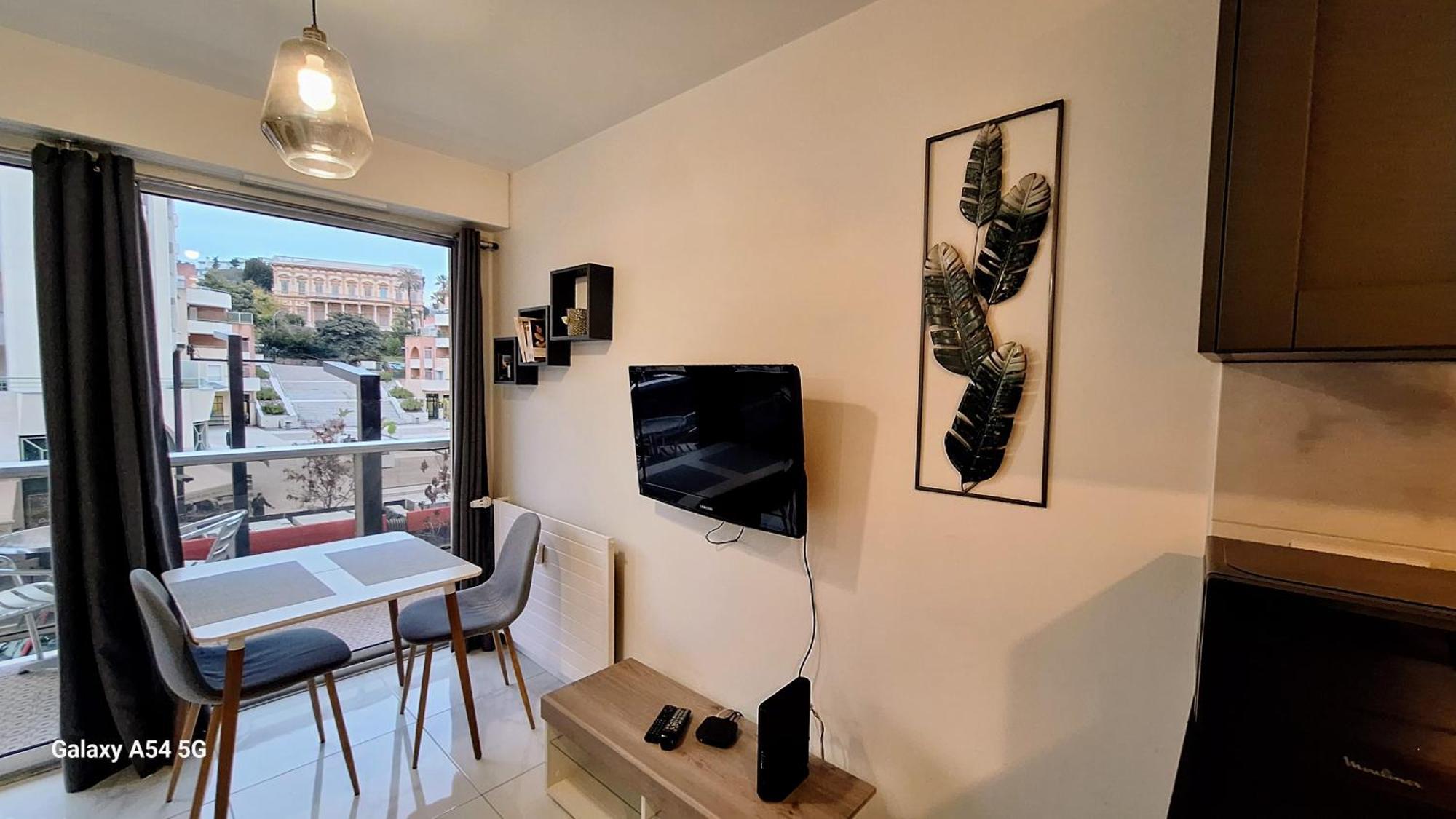 Cosy Studio 200 M From Nice Beach & Promenade Des Anglais Apartment Екстериор снимка